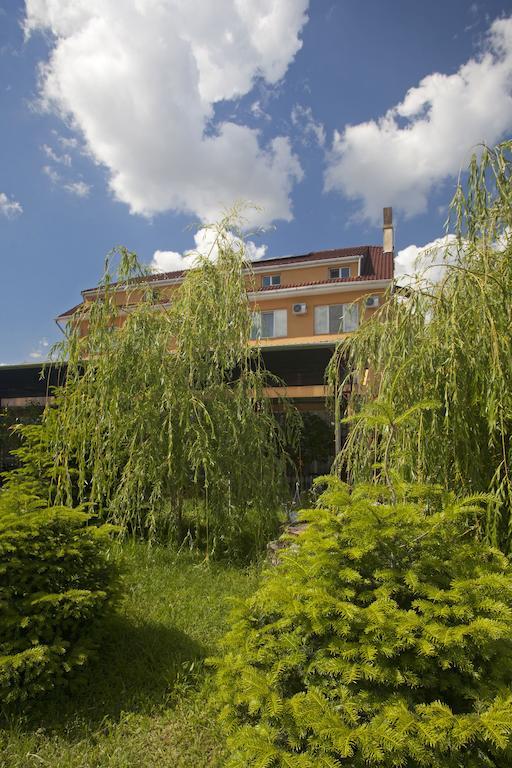 Hotel Terra Oradea Exterior foto